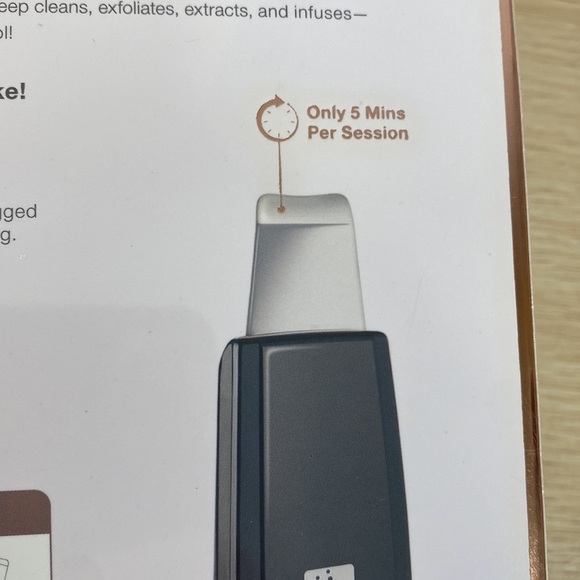 Trophy Skin LaBelle Ultrasonic Skin Spatula - Picture 5 of 6